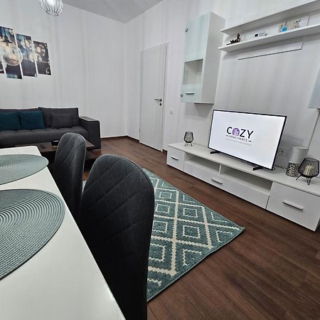Urban Luxury Flats - Cozy Apartments At Coresi Mall #Braşov Extérieur photo