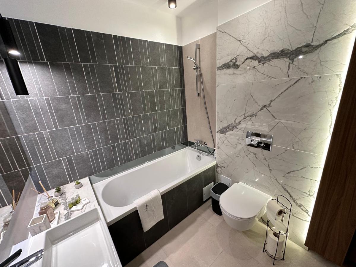 Urban Luxury Flats - Cozy Apartments At Coresi Mall #Braşov Extérieur photo