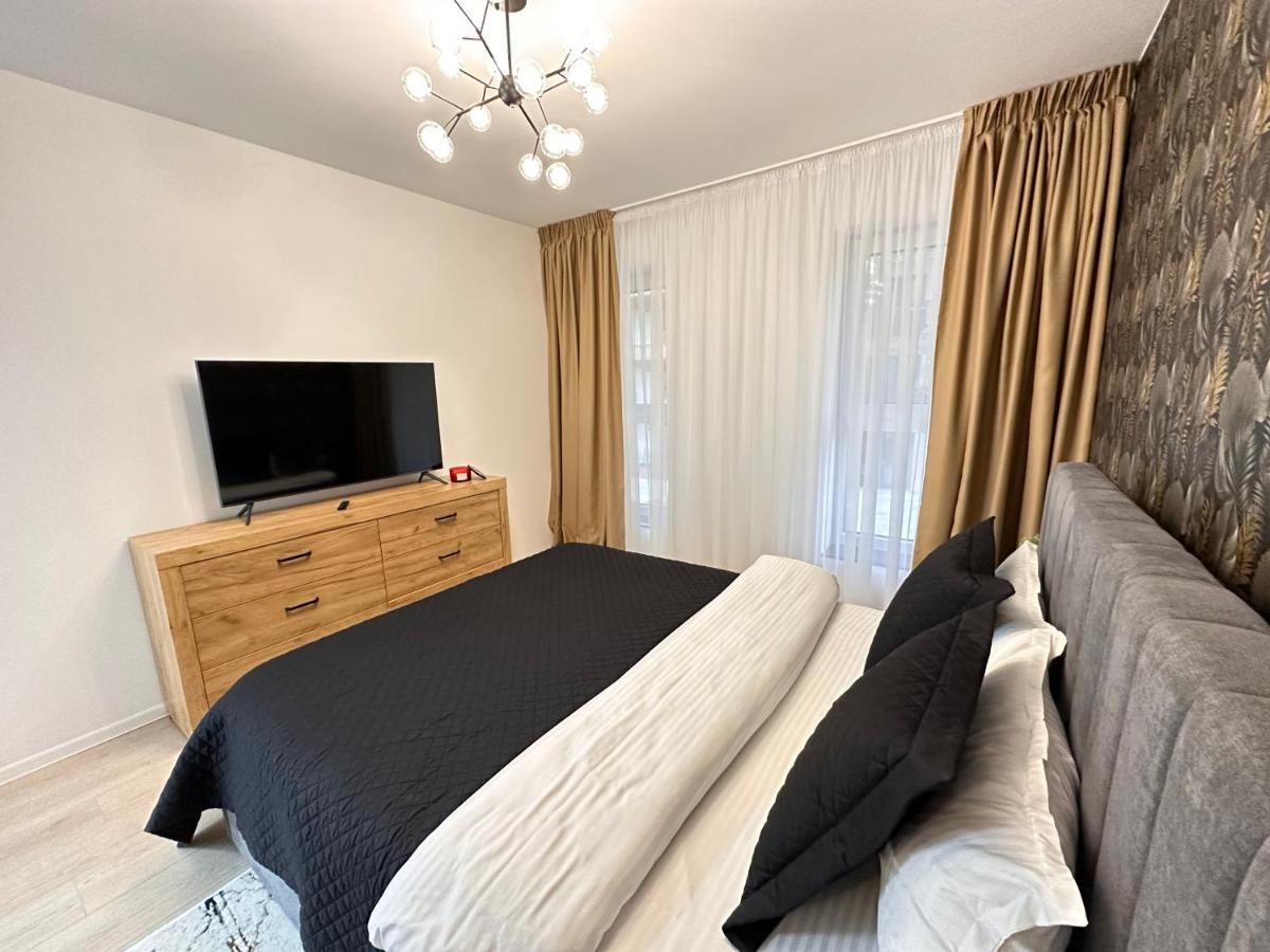 Urban Luxury Flats - Cozy Apartments At Coresi Mall #Braşov Extérieur photo