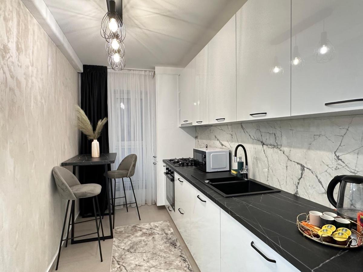 Urban Luxury Flats - Cozy Apartments At Coresi Mall #Braşov Extérieur photo
