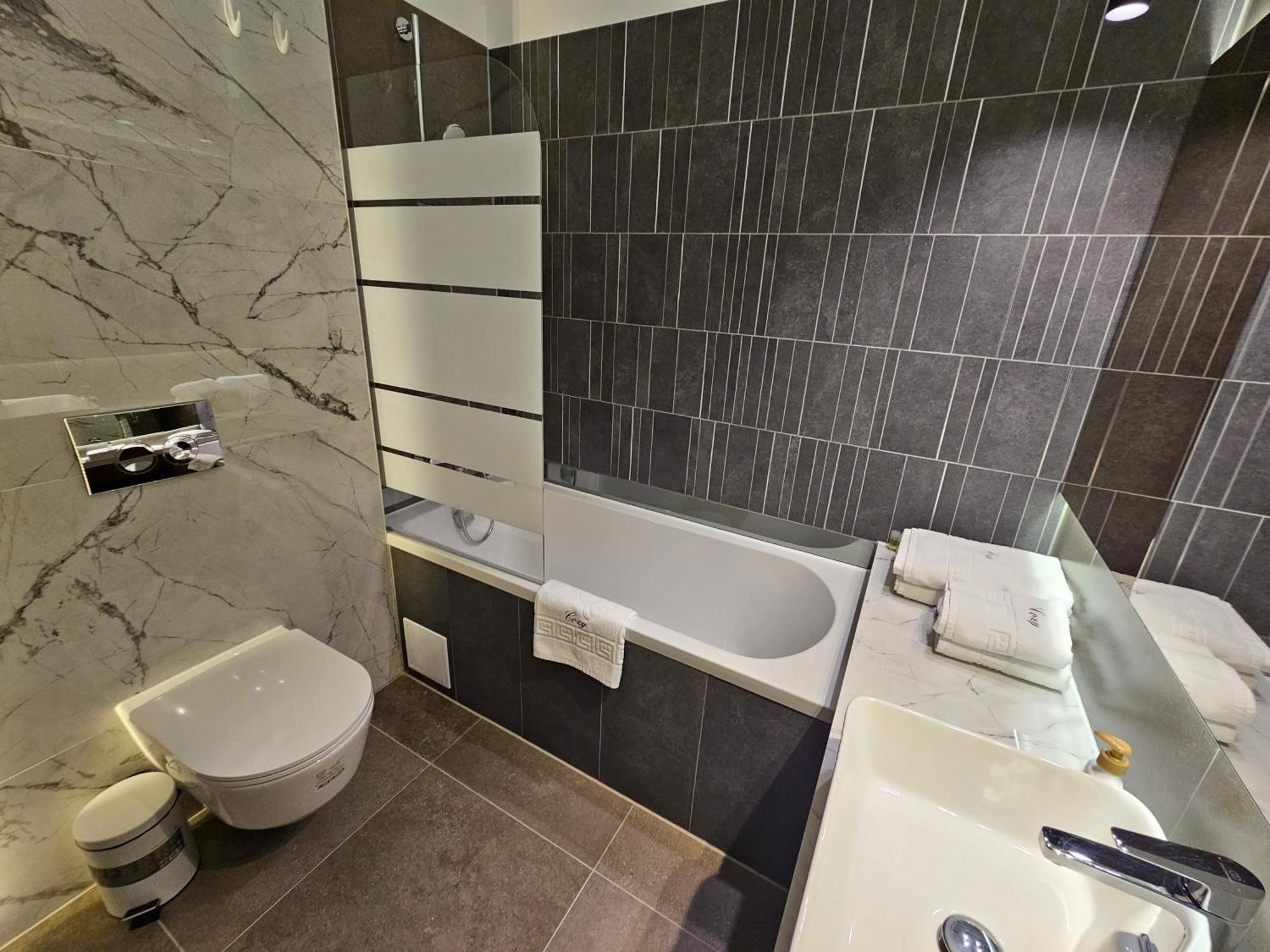 Urban Luxury Flats - Cozy Apartments At Coresi Mall #Braşov Extérieur photo